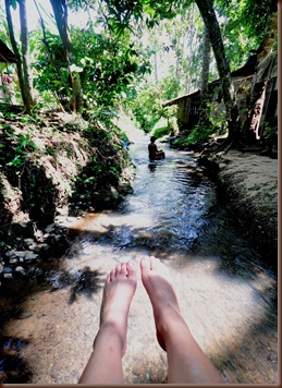 travel alone by thebohochicwanderer.cblogspot.com