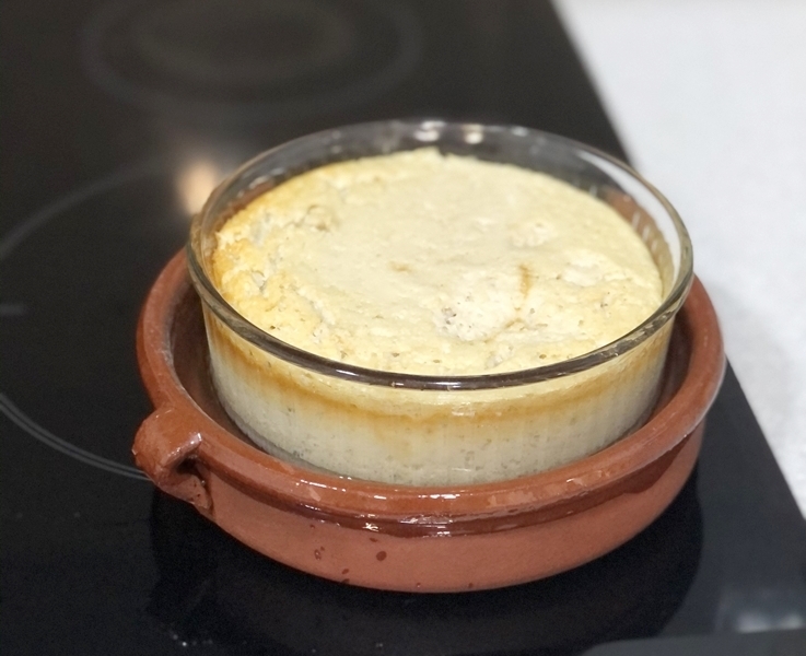 Flan de chirimoya