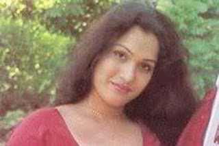 Tamil Desi Aunties Saree Photos