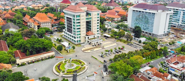 Penampakan Universitas Negeri Malang Dari Gerbang Semarang (sumber:um.ac.id)