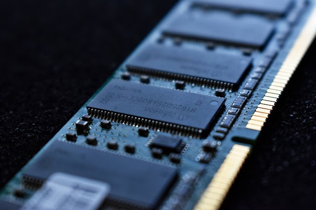 RAM and Flash Memory