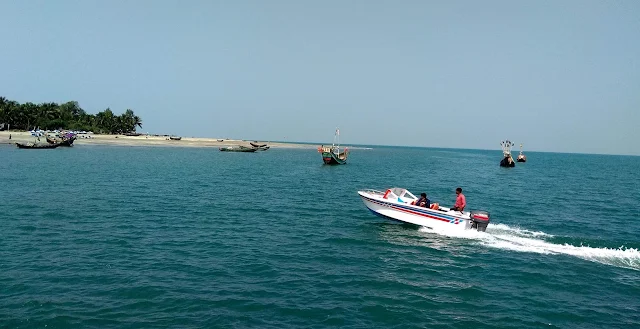 সেন্টমার্টিন - নীল সাগরের দ্বীপে