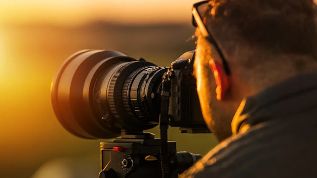 Make 1000 dollars a Month with Photography