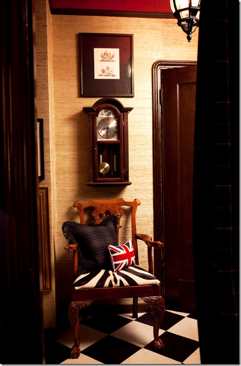 small entry way decorating ideas