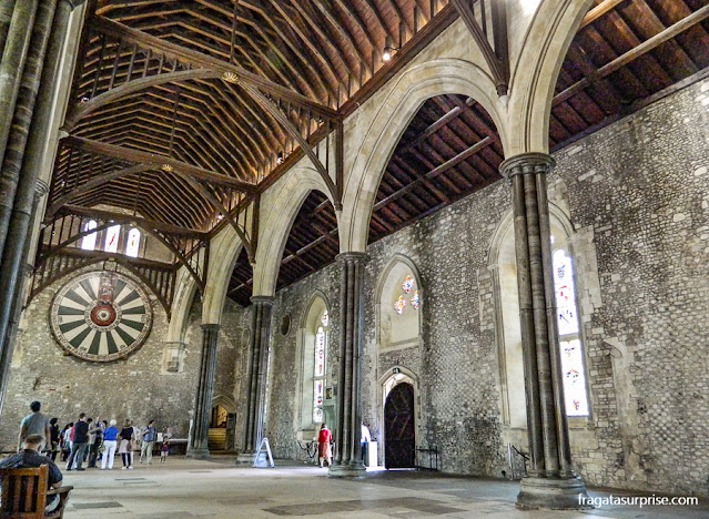 A Távola Redonda no Great Hall do antigo Castelo de Winchester