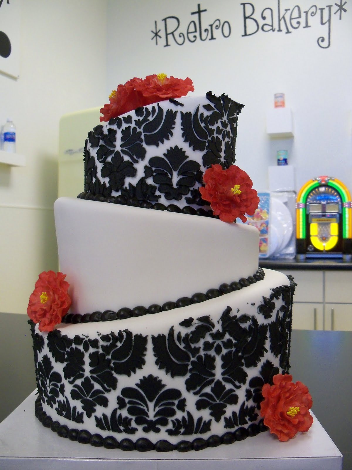 Fondant damask wedding cake