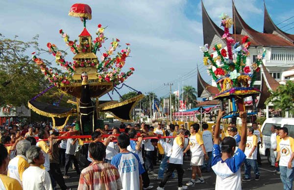 Dreams Come True: 5 kebudayaan unik khas indonesia