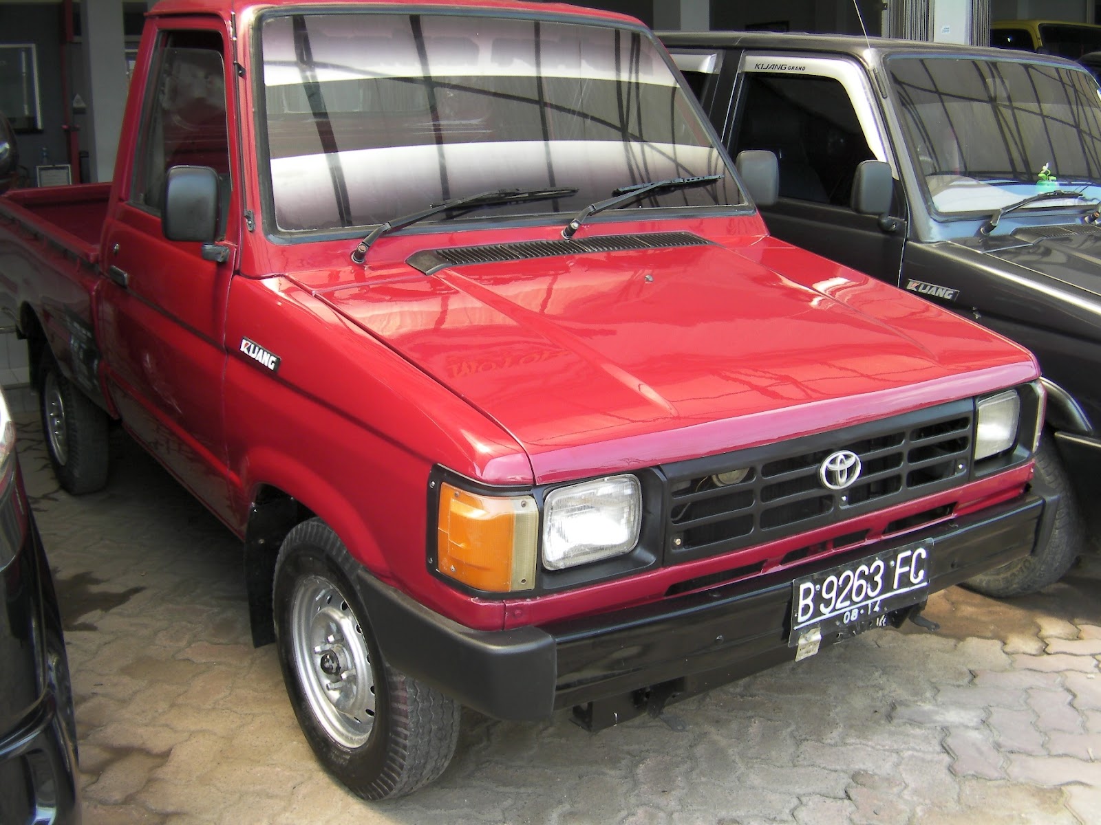 SIMPATI MOTOR Tangerang Jual Toyota Kijang Pickup Tahun 1995