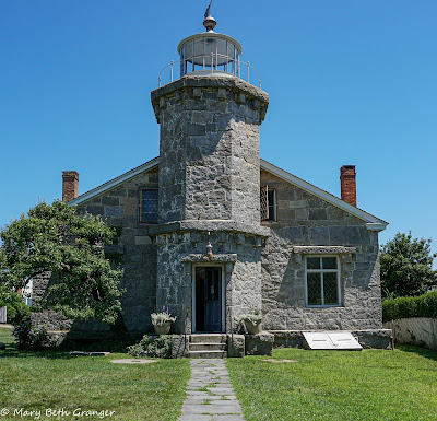 Stonington Lighthouse and Museum