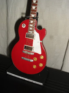 Miniguitarra Lucy de George Harrison