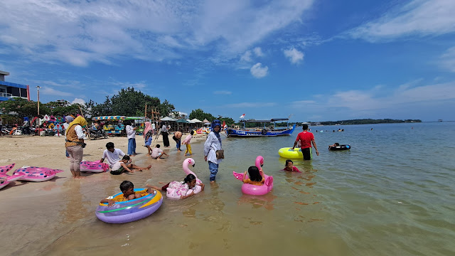 Wisata Pantai Teluk Awur Jepara