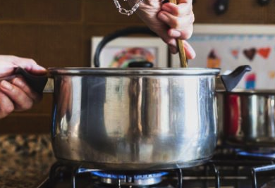 Benarkah Suami Lari Jika Isteri Tak Pandai Masak?