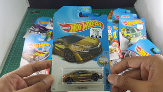 Hot Wheels Super Treasure Hunt 17 acura NSX