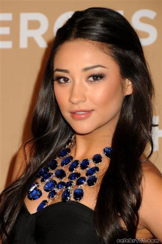 shay mitchell house. Shay Mitchell Long Hairstyles