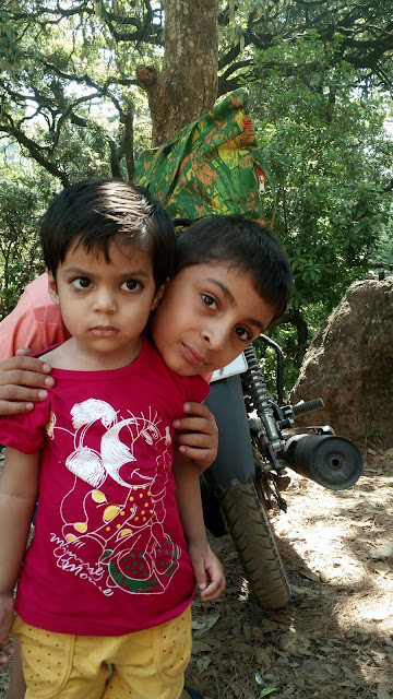 Dhani and Gauransh Tarkeshwar Shib Mandir