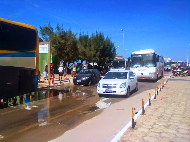 Prefeitura de Luís Correia determina fechamento de praias para excursões