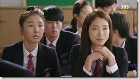 Pinocchio.E02.mkv_002420697_thumb1