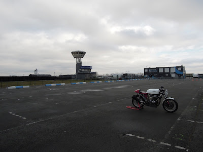 CB 750 Martin au circuit Carole - janvier 2017 - photo : Pierre Volpatti