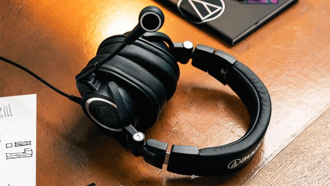 AUDIO-TECHNICA ATH-M50X STS-USB STREAMSET Review