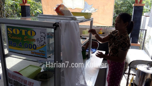 Berkunjung Ke Kantor Persipda Kota Salatiga, Jangan Lupa Manjakan Lidah Dengan Soto Kuning