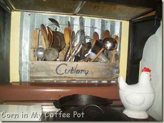 Kitchen wallpaper- Cutlery 020