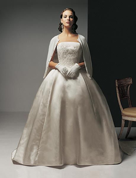 Gorgeous Wedding Dress: Classic Styles Wedding Dress