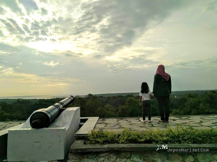 Bukit Melawati, Kuala Selangor banyak monyet