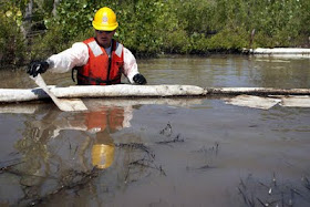 42,000 gallons of oil dumped into yellowstone river