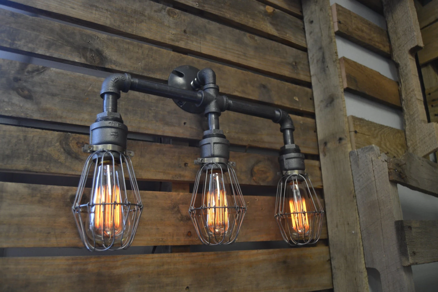 15 Unconventional Handmade Industrial Lighting Designs You Can Diy #323