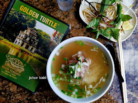 Golden Turtle Restaurant. Toronto's Most Famous Pho