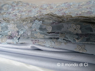 I tessuti del mio abito da sposa: mikado, doucesse, pizzo lavorato in rilievo 