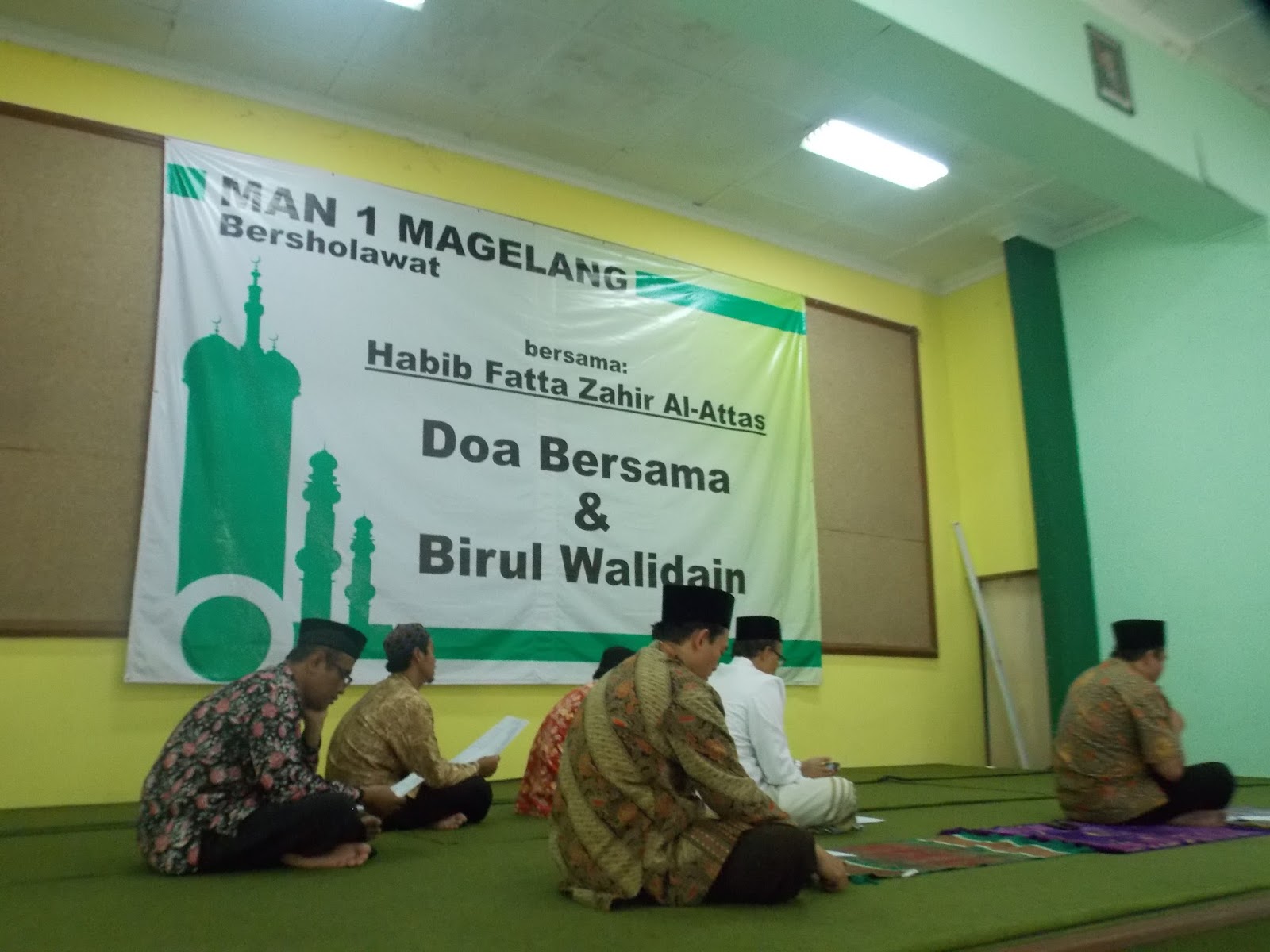 Adapun tujuan diadakannya doa bersama adalah untuk meminta kepada Allah perihal kelancaran Ujian Nasional mendatang memotivasi siswa kelas XII agar