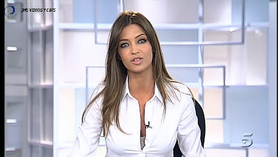 SARA CARBONERO, Deportes Telecinco (07.02.11)