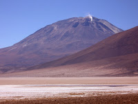Вулканы в Боливии: Ольягуэ