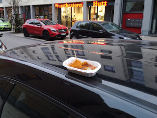 Currywurst to go