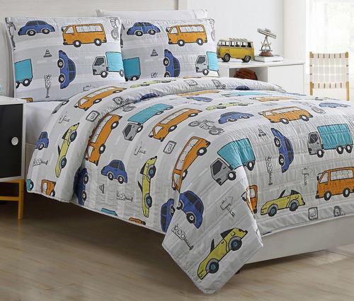 Kids Zone Casey Reversible Quilt Set