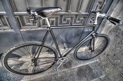 Sepeda Fixie Hitam Manis