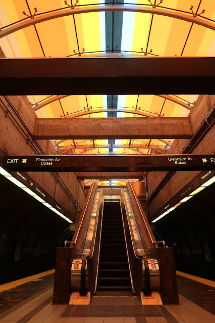 Stairway to Heaven? Unless you are a skilled photographer (and I am not), you will not be able to capture a true-to-life, colour-accurate photo of what Glencairn looks like. Your camera sensors will struggle mightily with the lighting.