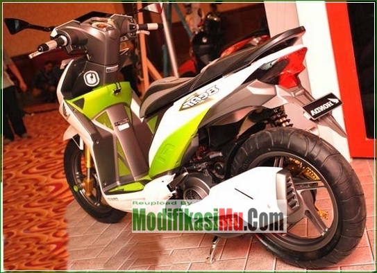 Cara Modifikasi All New Honda Beat PGM FI Putih Simpel 