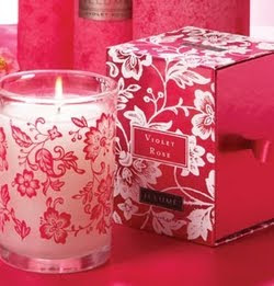 Illume, Illume Fragrances, Illume Violet Rose Candle, candle, home fragrance, roses, red roses, pink roses, flowers, floral