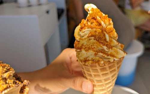 Original hokey pokey on a cone