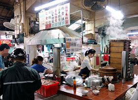 10 嘉義東市場牛雜湯、筒仔米糕、火婆煎粿