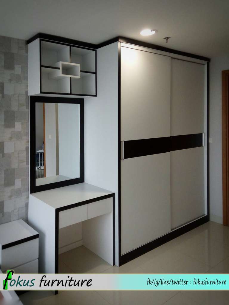 Contoh lemari 2 pintu 