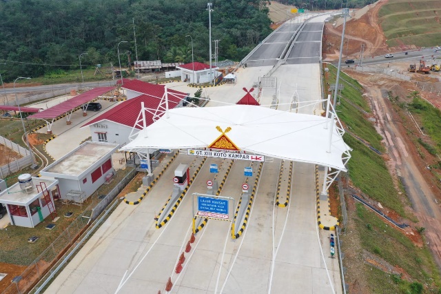  27.903 Kendaraan Lintasi Jalan Tol di Riau dalam Dua Hari
