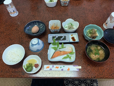 朝日山荘の朝食