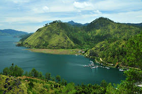 Danau Laut Tawar (Aceh Tengah)