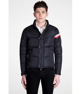 Moncler Chamonix down jacket (black)