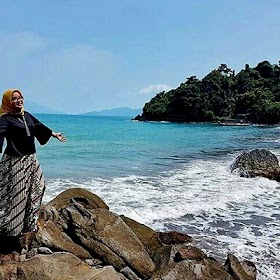 Jelajah Nusantara : Menikmati Air Panas di Pantai Wartawan Lampung 