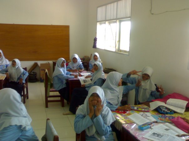 Materi Pelajaran Bahasa Dan Sastra Indonesia Kelas Viii 