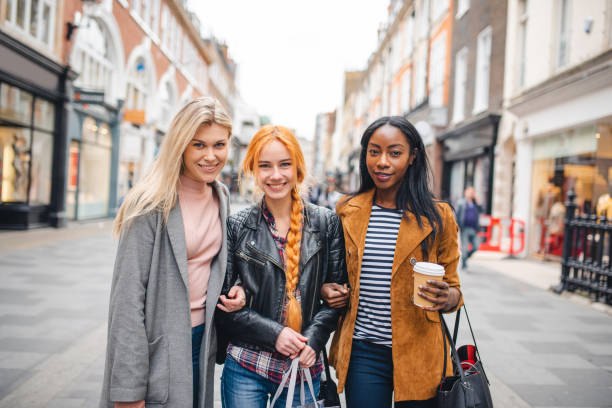 Can Fashion Tech Elevate Your Style Exploring Smart Jackets and Wearables for the Modern Woman